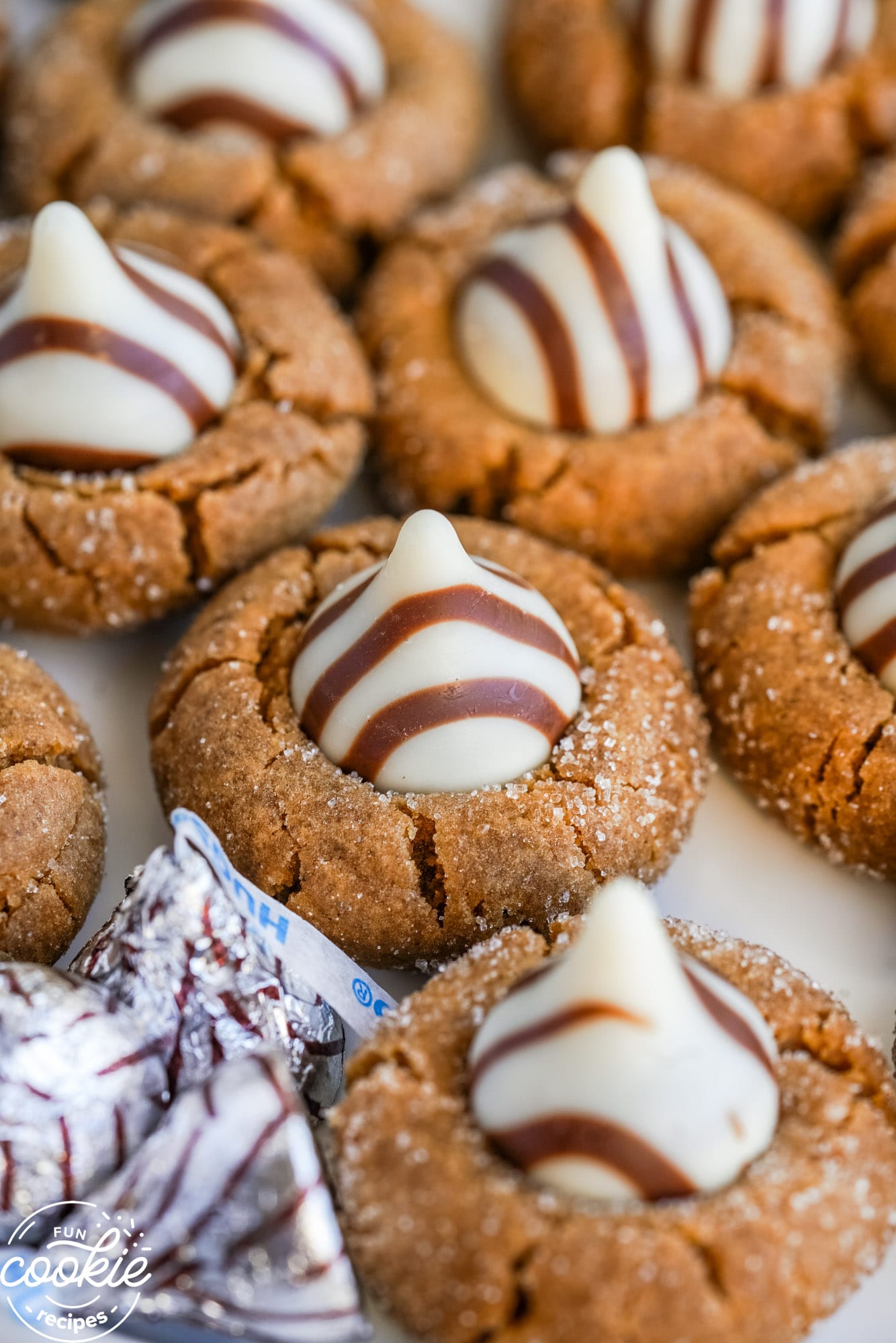 Gingerbread kiss cookies
