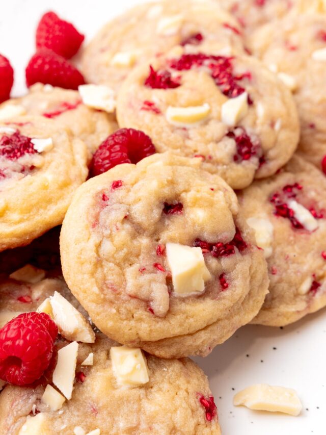 Raspberry White Chocolate Cookies
