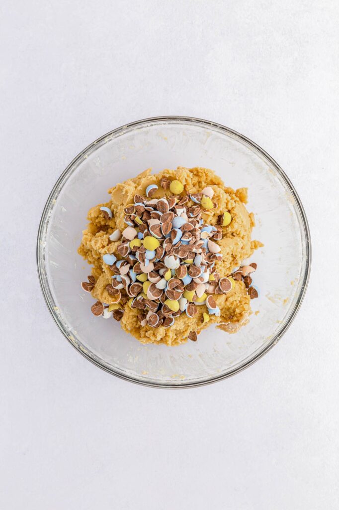 Easter Mini Egg Cookie Bars Easy Recipe Fun Cookie Recipes